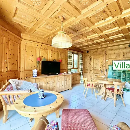 Luxury Mit Pool, Sauna, Garten, Kamin Bis 22 Personen Apartmán *