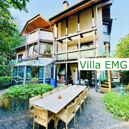 Apartamento Luxus Mit Sauna, Garten, Kamin Bis 22 Personen *