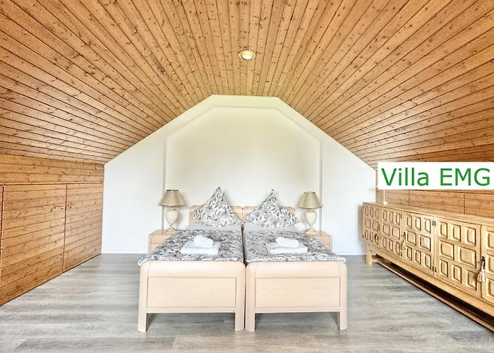 Appartamento Luxury Mit Pool, Sauna, Garten, Kamin Bis 22 Personen *