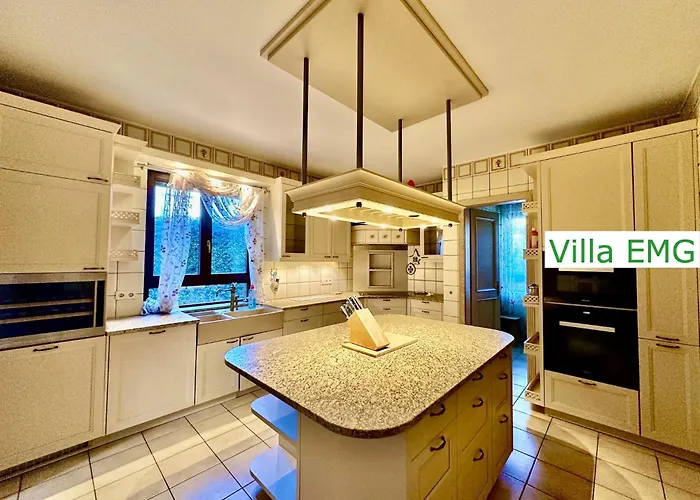 Appartamento Luxury Mit Pool, Sauna, Garten, Kamin Bis 22 Personen