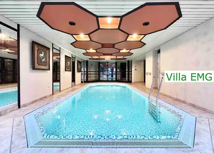 Appartamento Luxury Mit Pool, Sauna, Garten, Kamin Bis 22 Personen *